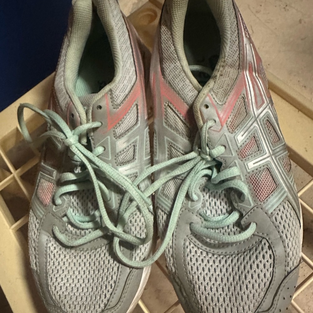 Asics Women's Athletic Shoes in Gray and Pink